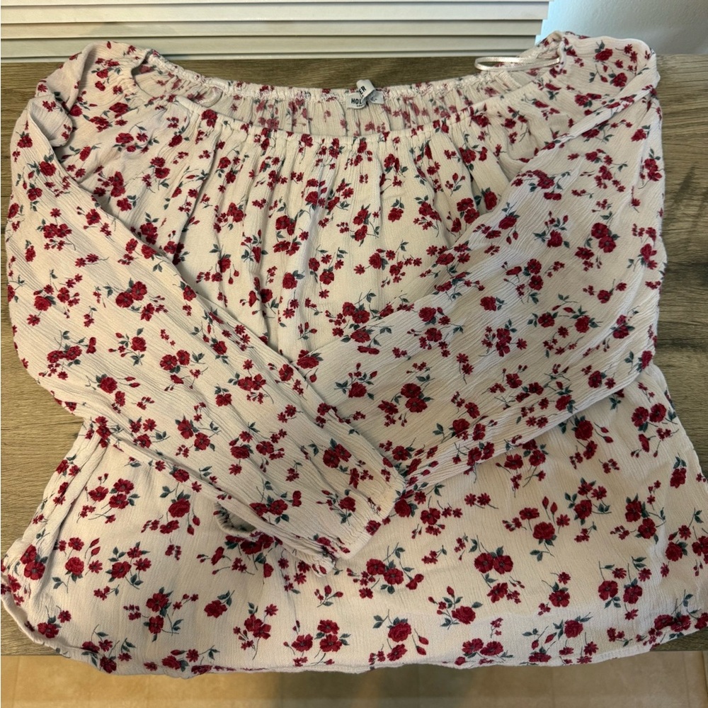 Hollister Long Sleeve Floral Top